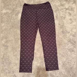 Vineyard Vines Black and Gray Performance Leggings